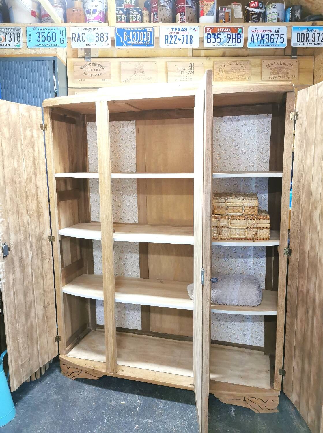 Parisian Art Deco 3-door wardrobe