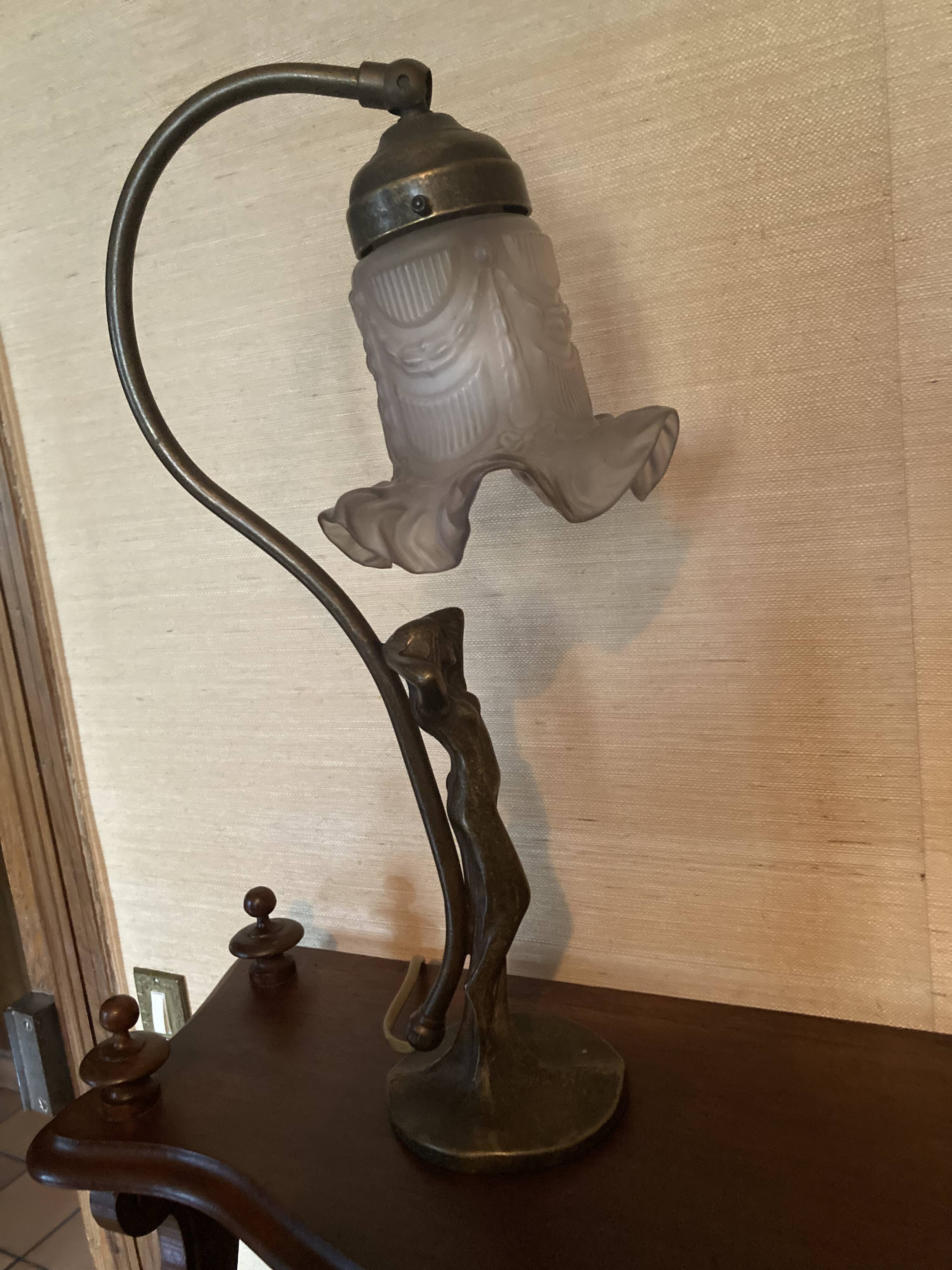 Bronze statuette lamp art deco style