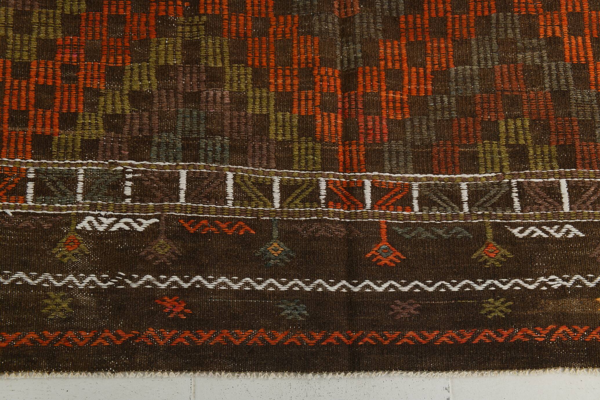 Tapis Kilim Tribal Vintage – Motifs Géométriques Terre & Orange, 207x301 Cm