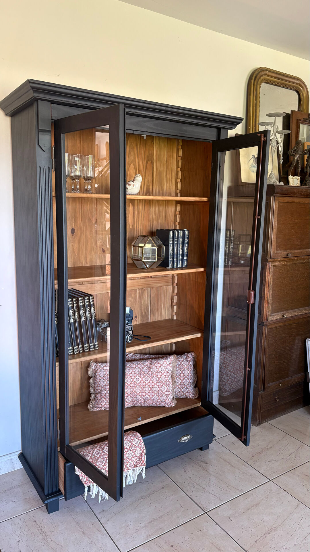 Black display cabinet