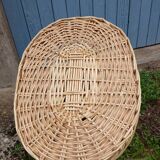 Wicker pastry basket