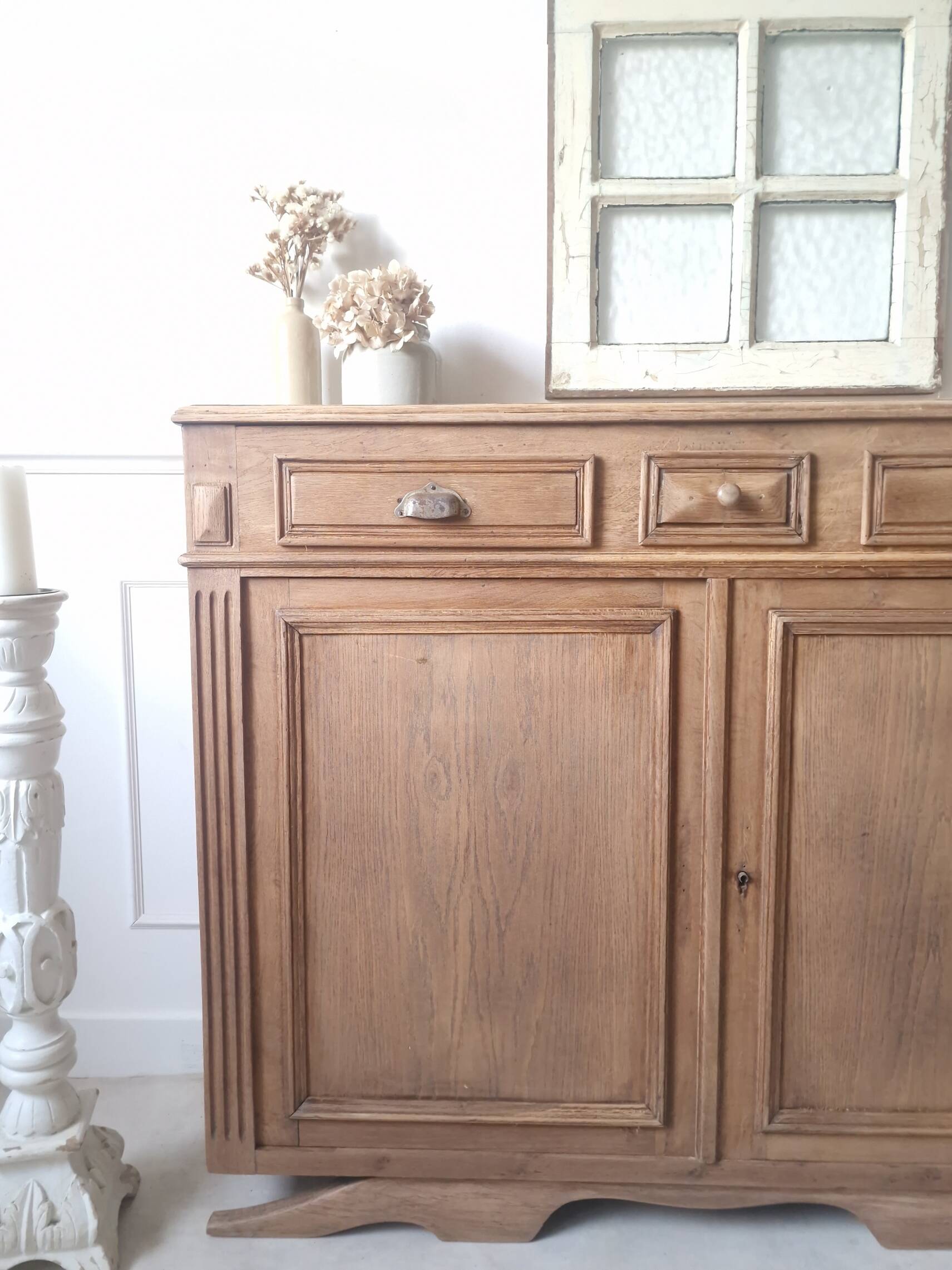 Old buffet