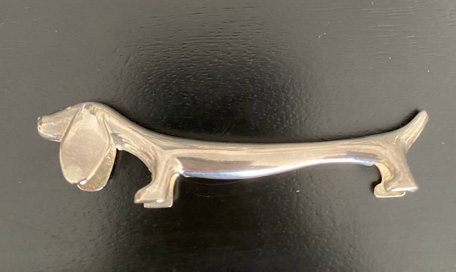 8 various animal knife holders in silver-colored metal