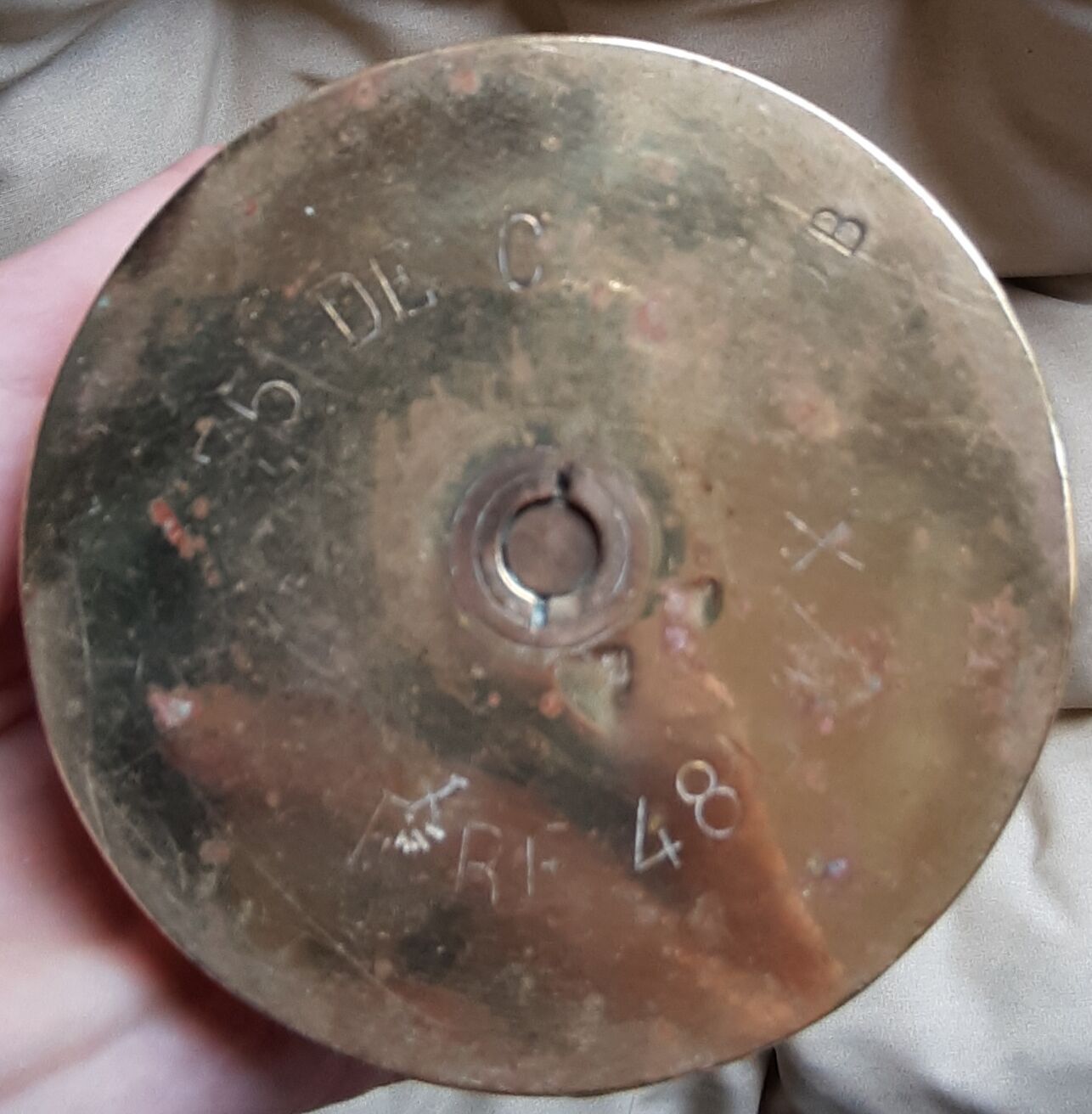 Pair of vases with floral decoration Art Nouveau in brass