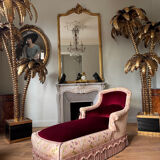 Méridienne d’époque Napoléon III en velours bordeau et décor floral -