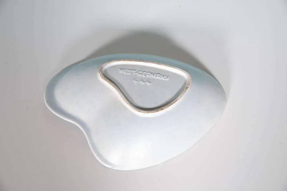 Art Deco bonbonnière from West Germany in ceramic, vintage.