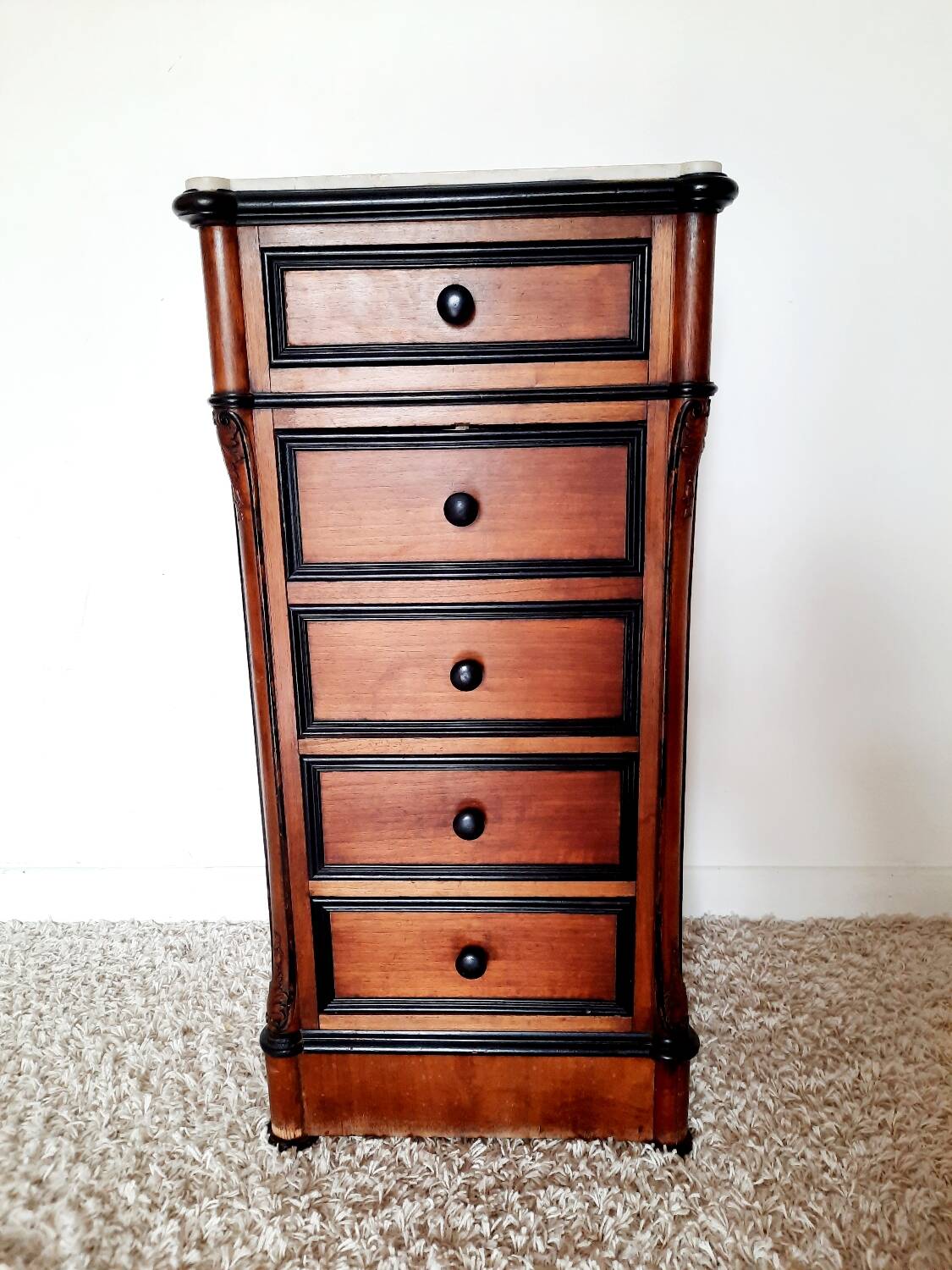 Commode ancienne haute