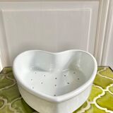 Heart-shaped fruit drainer dish