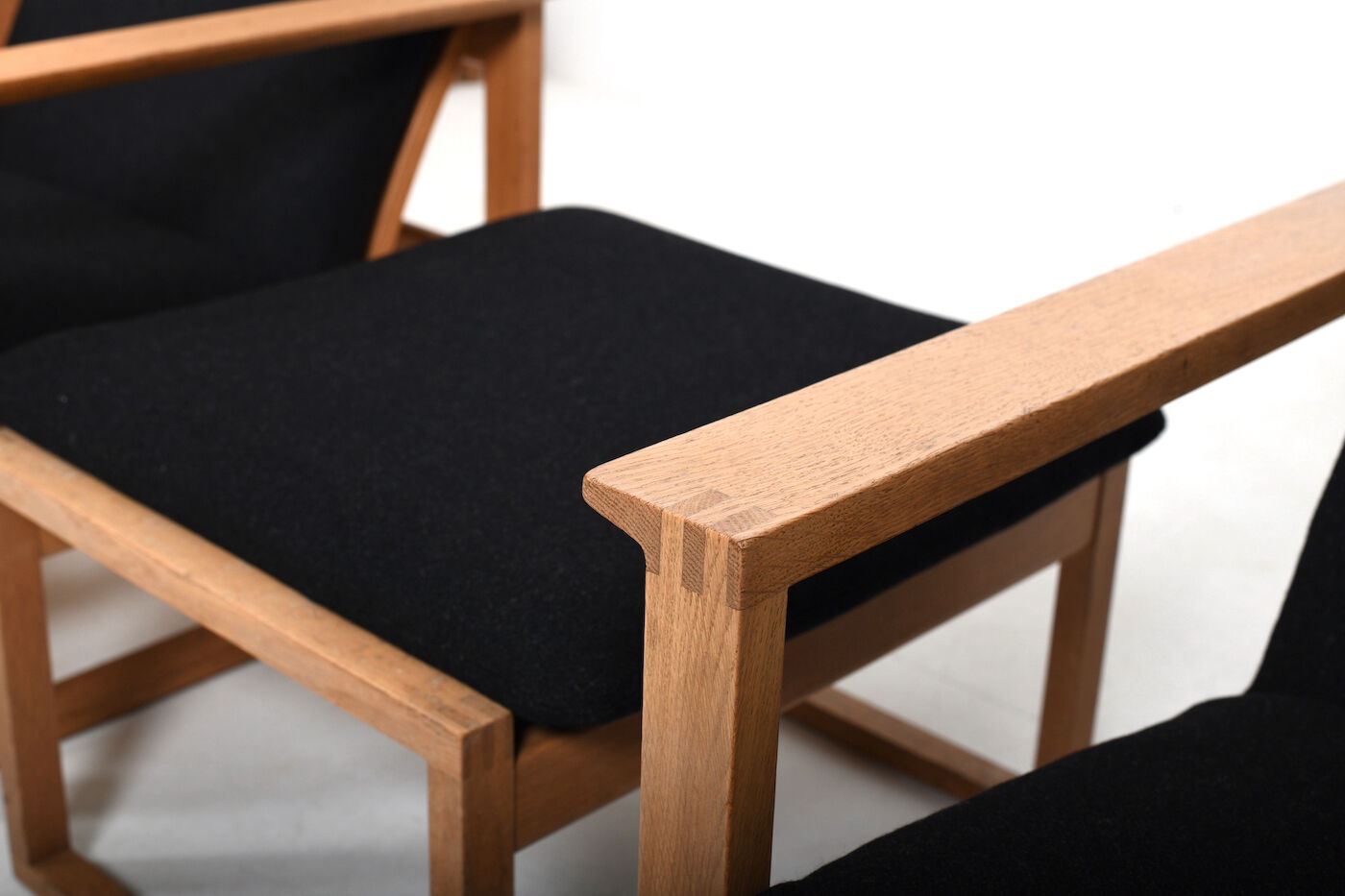Børge Mogensen Sled Chairs BM-2254 and Stool 1960s