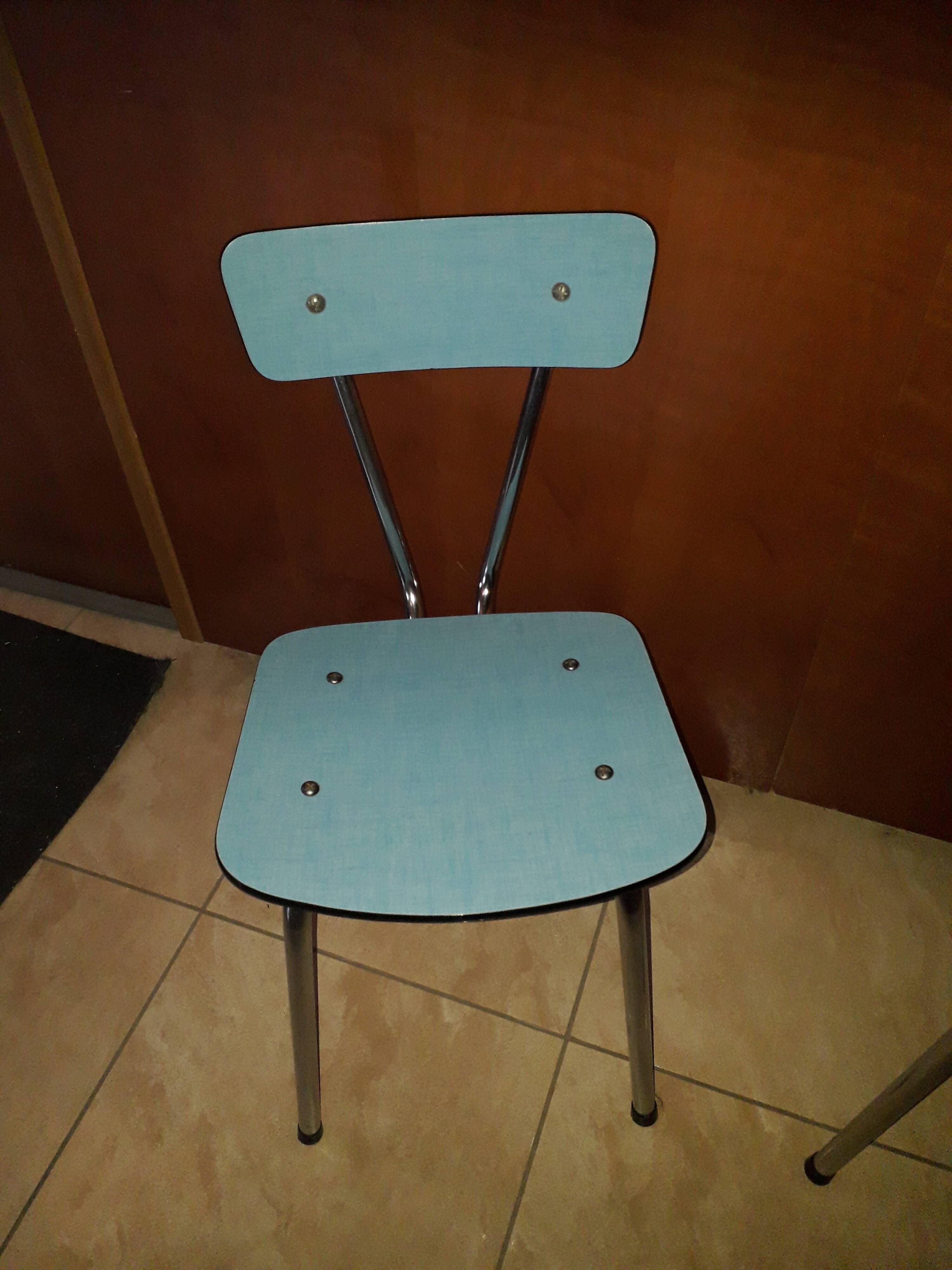 Paire de chaises en formica bleu pastel vintage