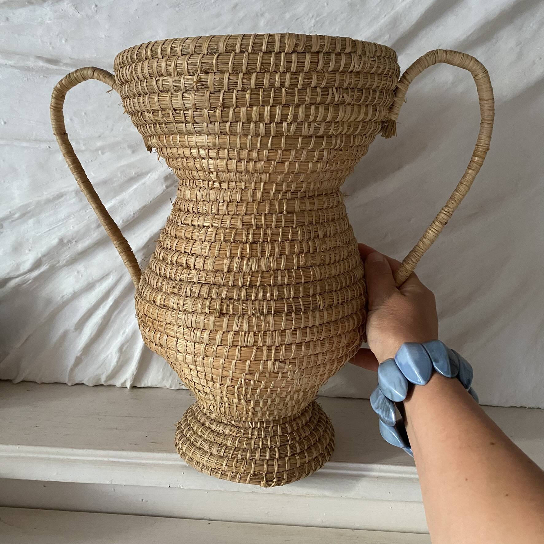 Straw amphora in Burgundy style 35 cm, French wickerwork.