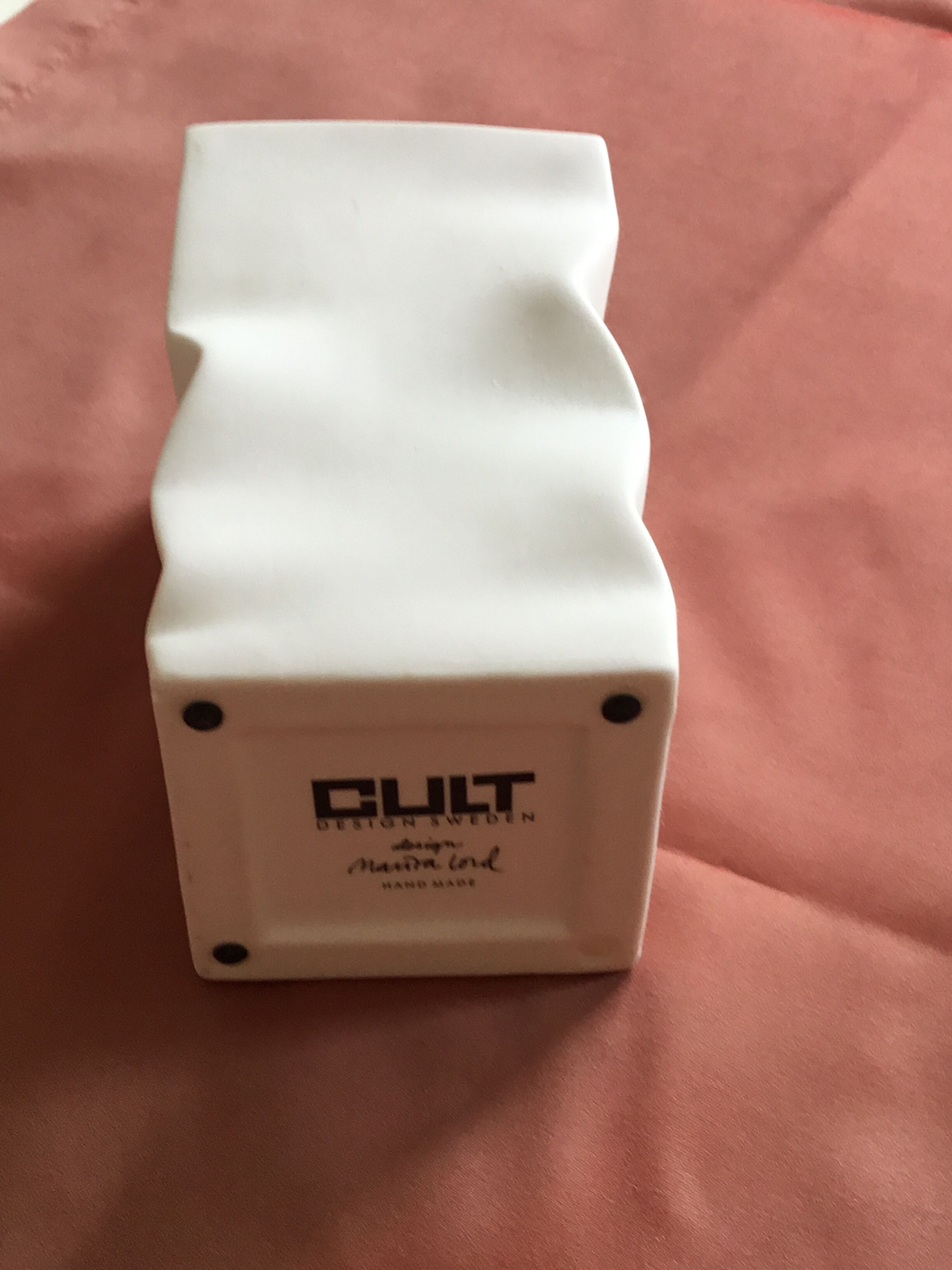 White porcelain vase Marita Lord