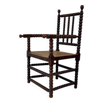 Fauteuil Bobbin en hêtre teinté de style jacobéen, années 1900