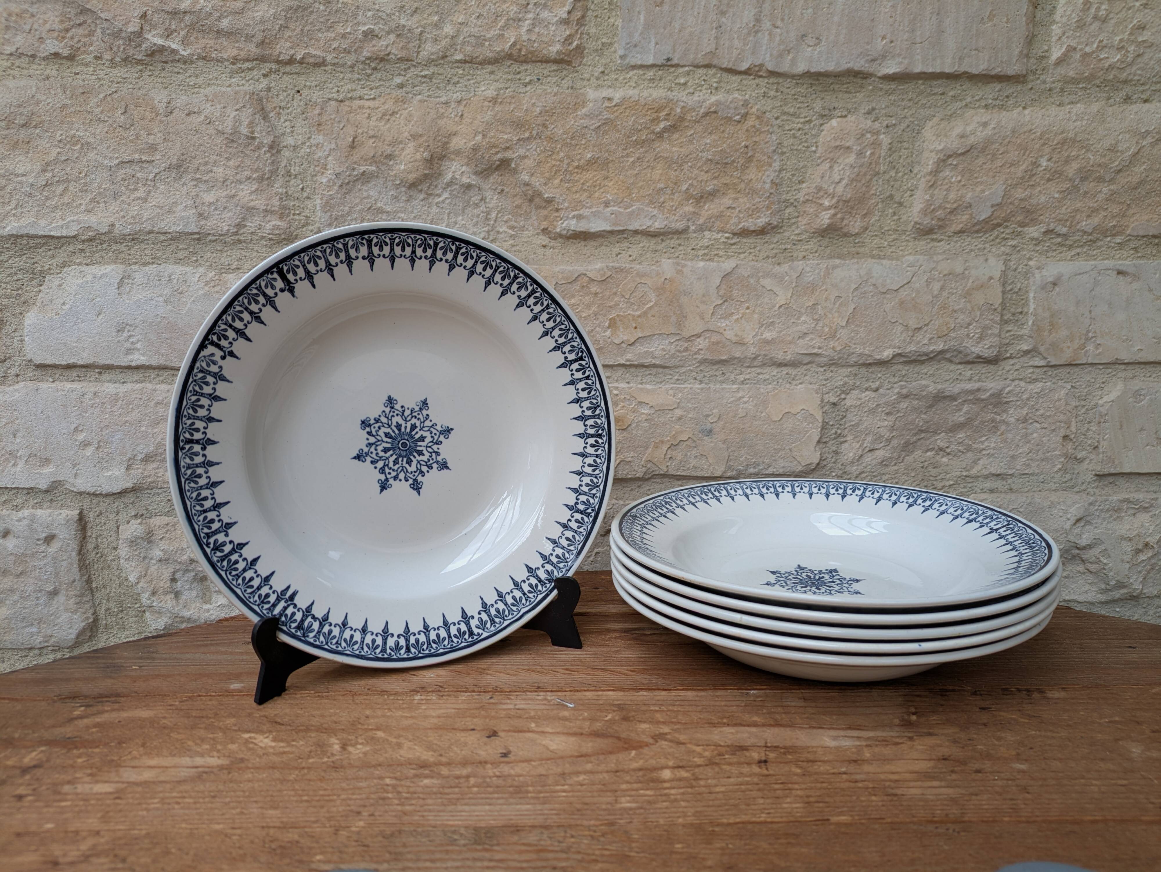 Set of 6 old ceramic soup plates, Primax saint model