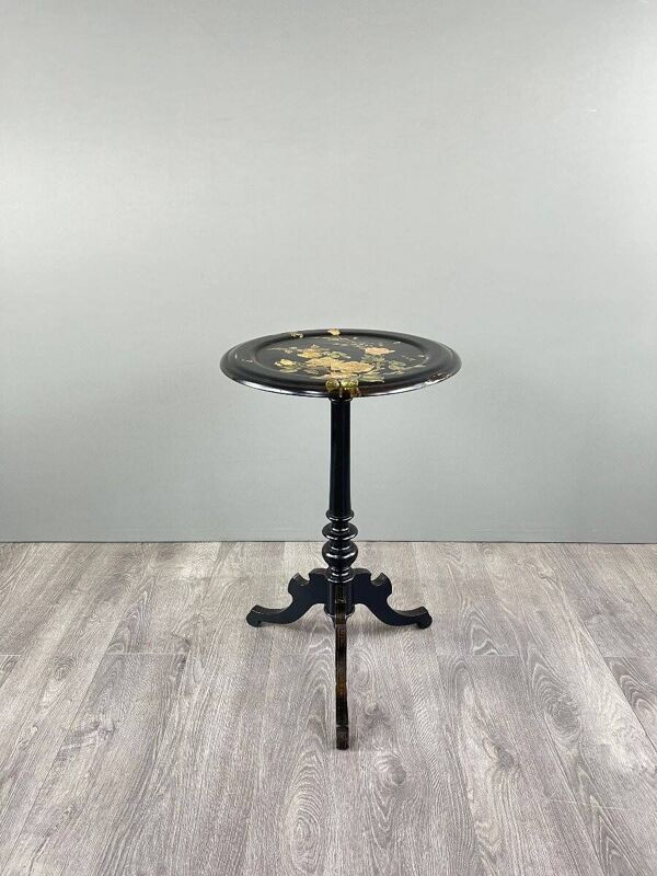 Guéridon Table à Plateau Basculant, Style Victorien , XIXe Siècle