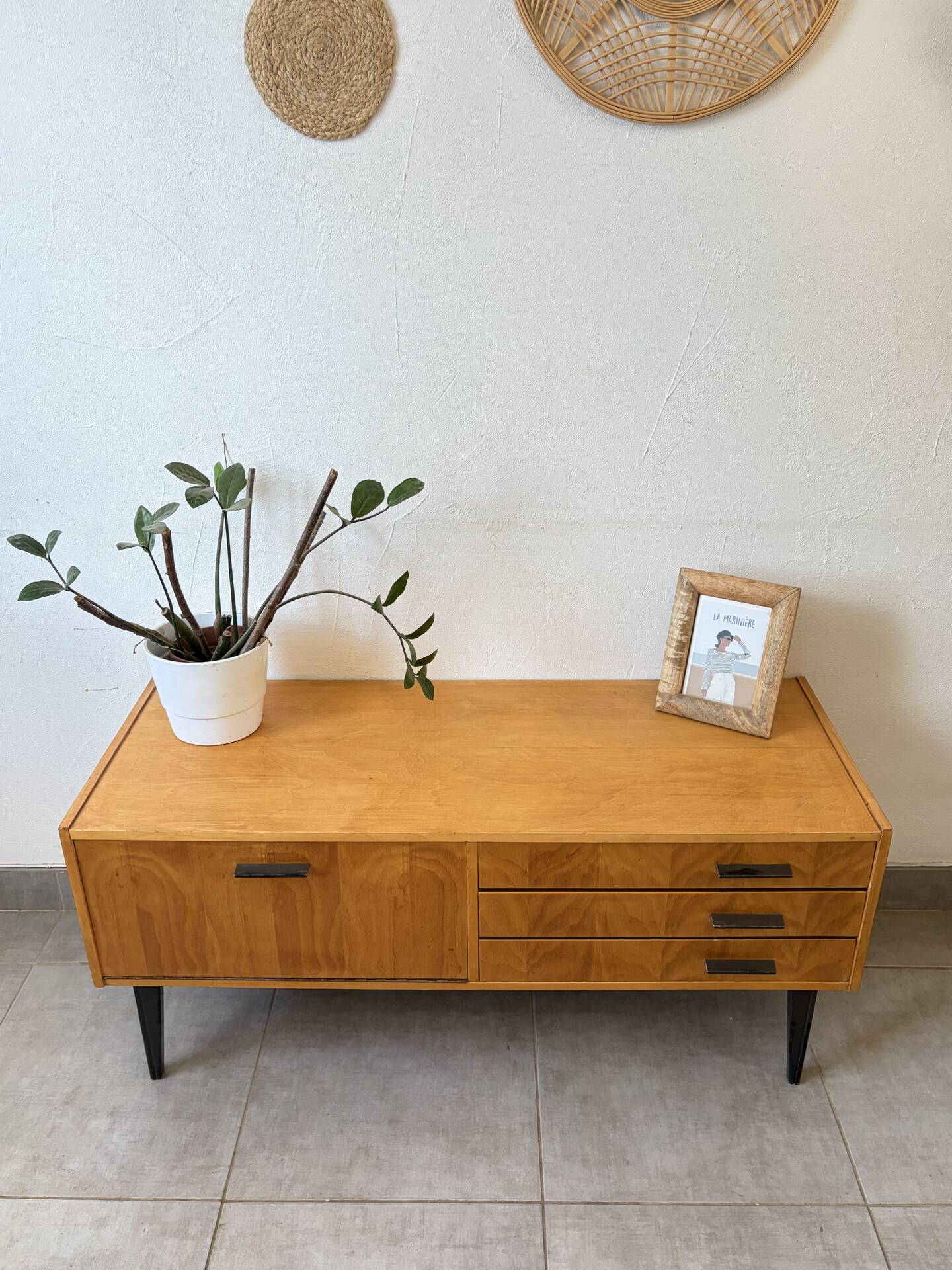 Enfilade vintage TV unit from the 1960s.