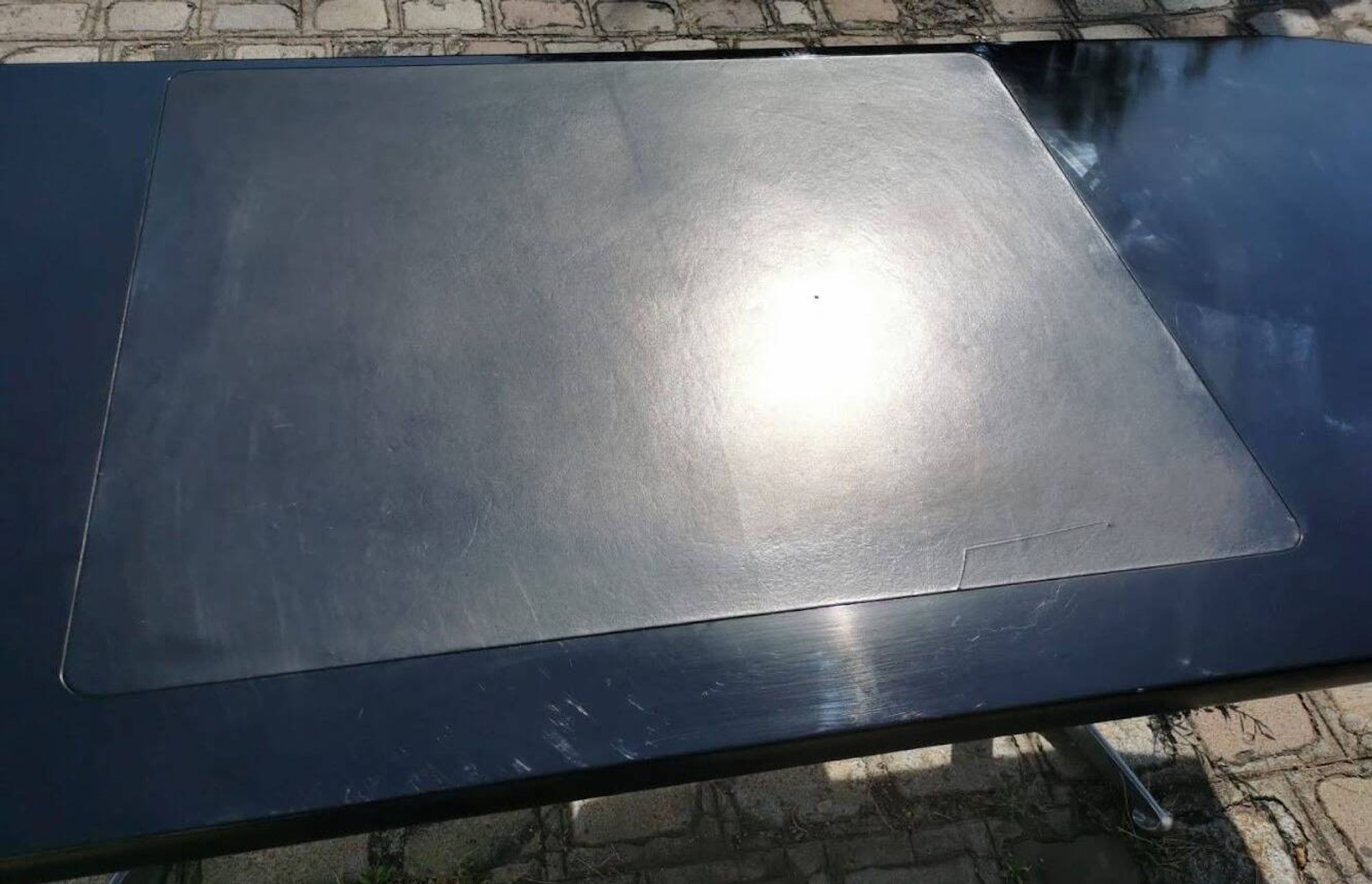Boomerang T96 desk, Tecno