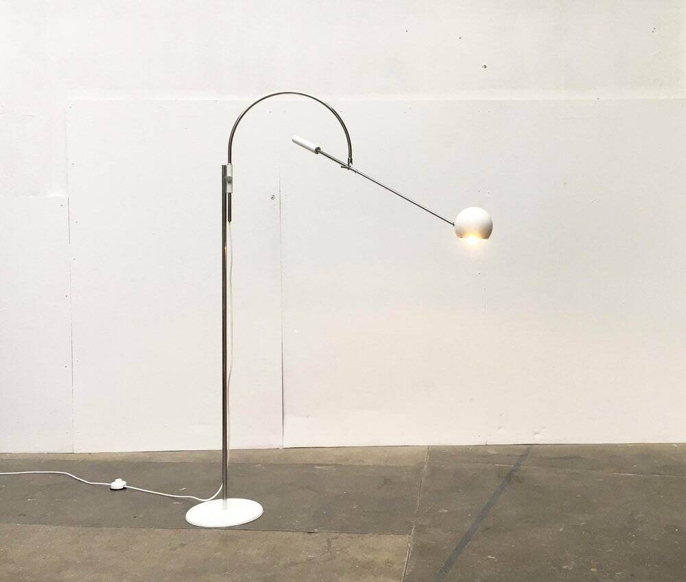 Floor lamp model Orbiter from the mid-century space age by Robert Sonneman for Luci Italia, 1960s.