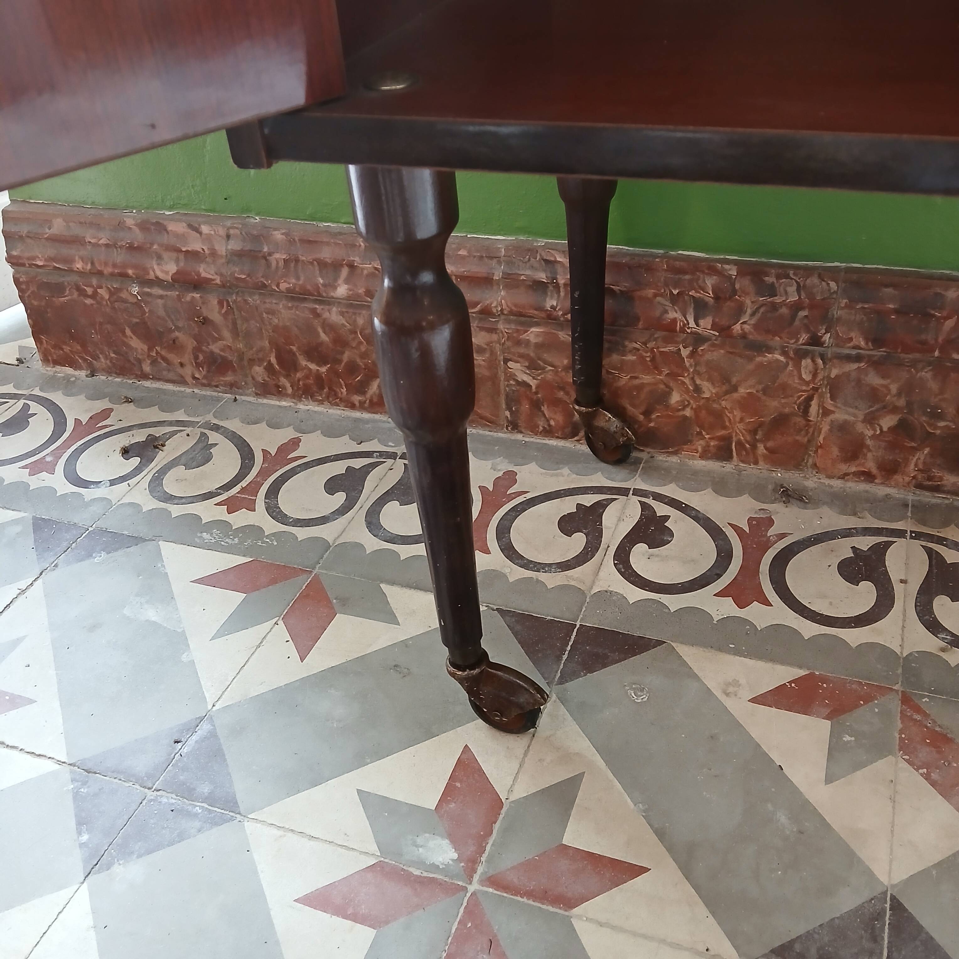 Lacquered wood bar cabinet, 1960s/1970s