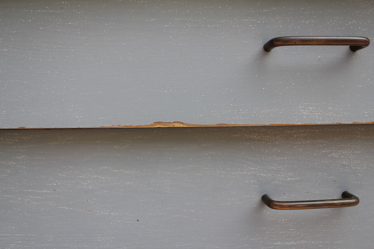 Vintage dresser