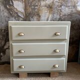 Soft khaki chest of drawers