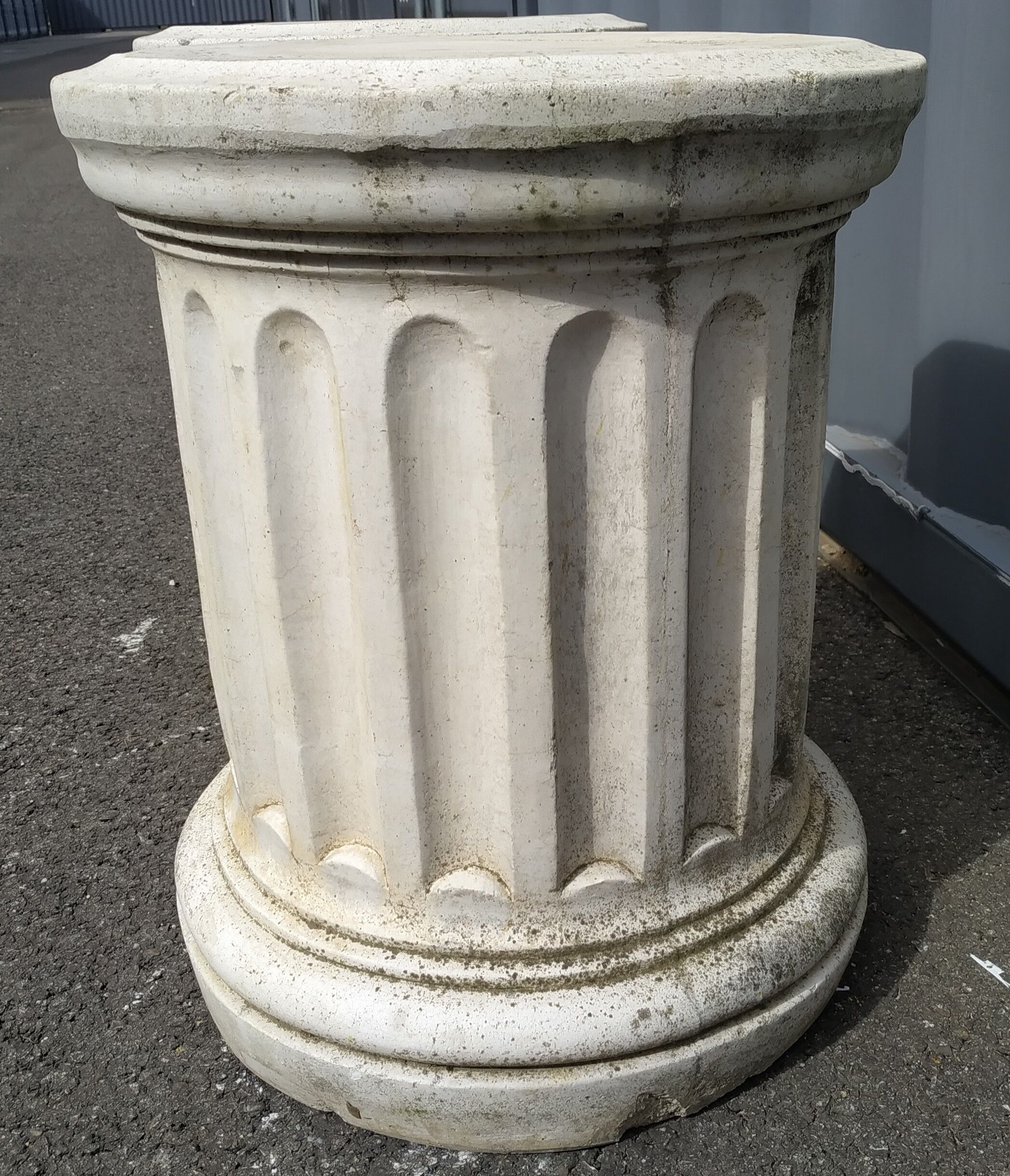 Pair of low Columns of Greco-Roman style concrete garden