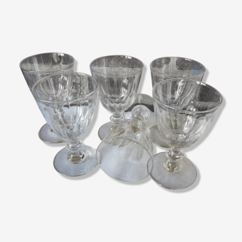 6 crystal wine glasses in good condition.
