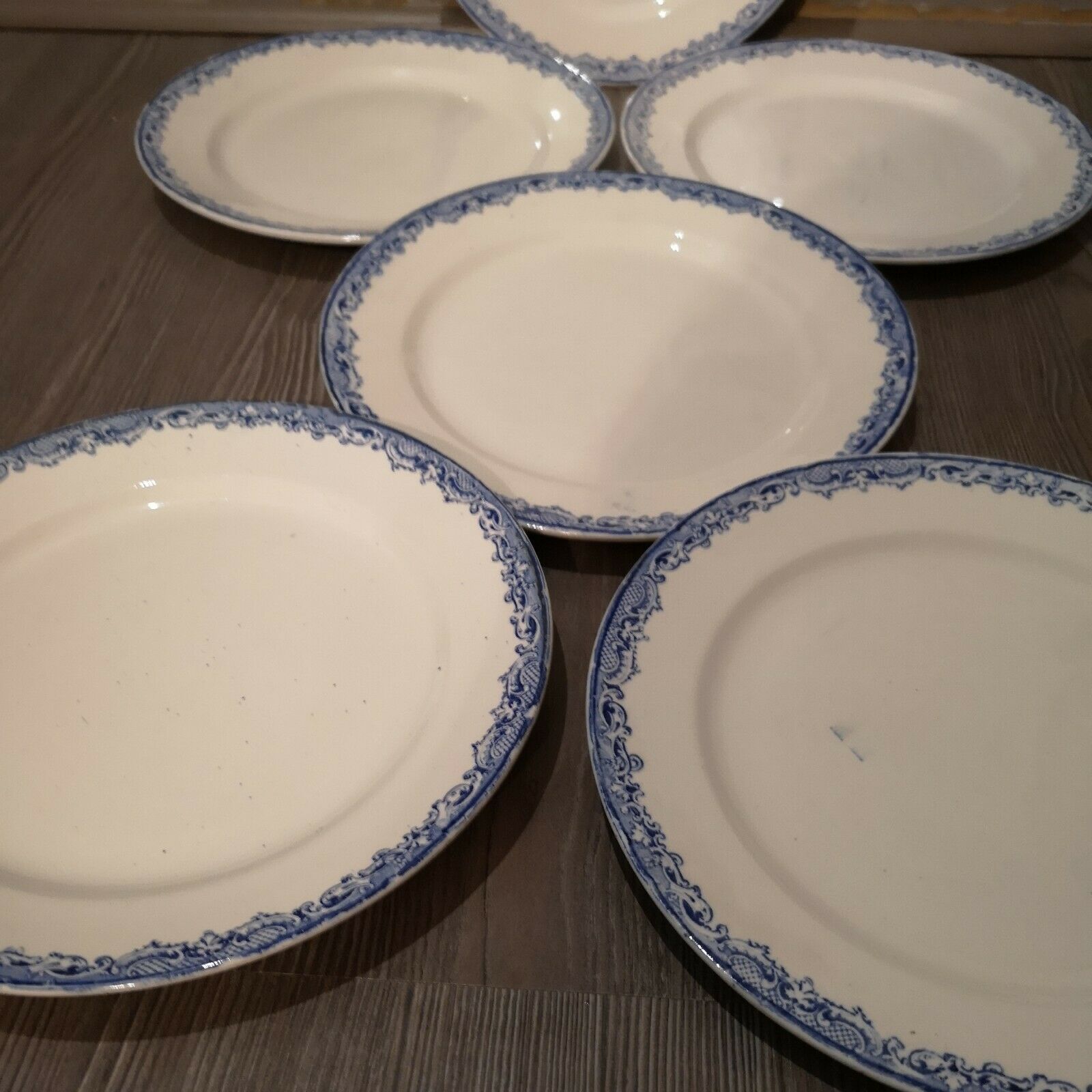 Série de 6 assiettes en faïences Sarreguemines modèle Fontanges