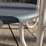 Bauhaus round table with double gray tops