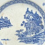 Blue and white porcelain dish China XVlllth pagoda decoration