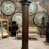 Louis XVI style column in carved wood from the late 19th century, 2.27 metres in height.