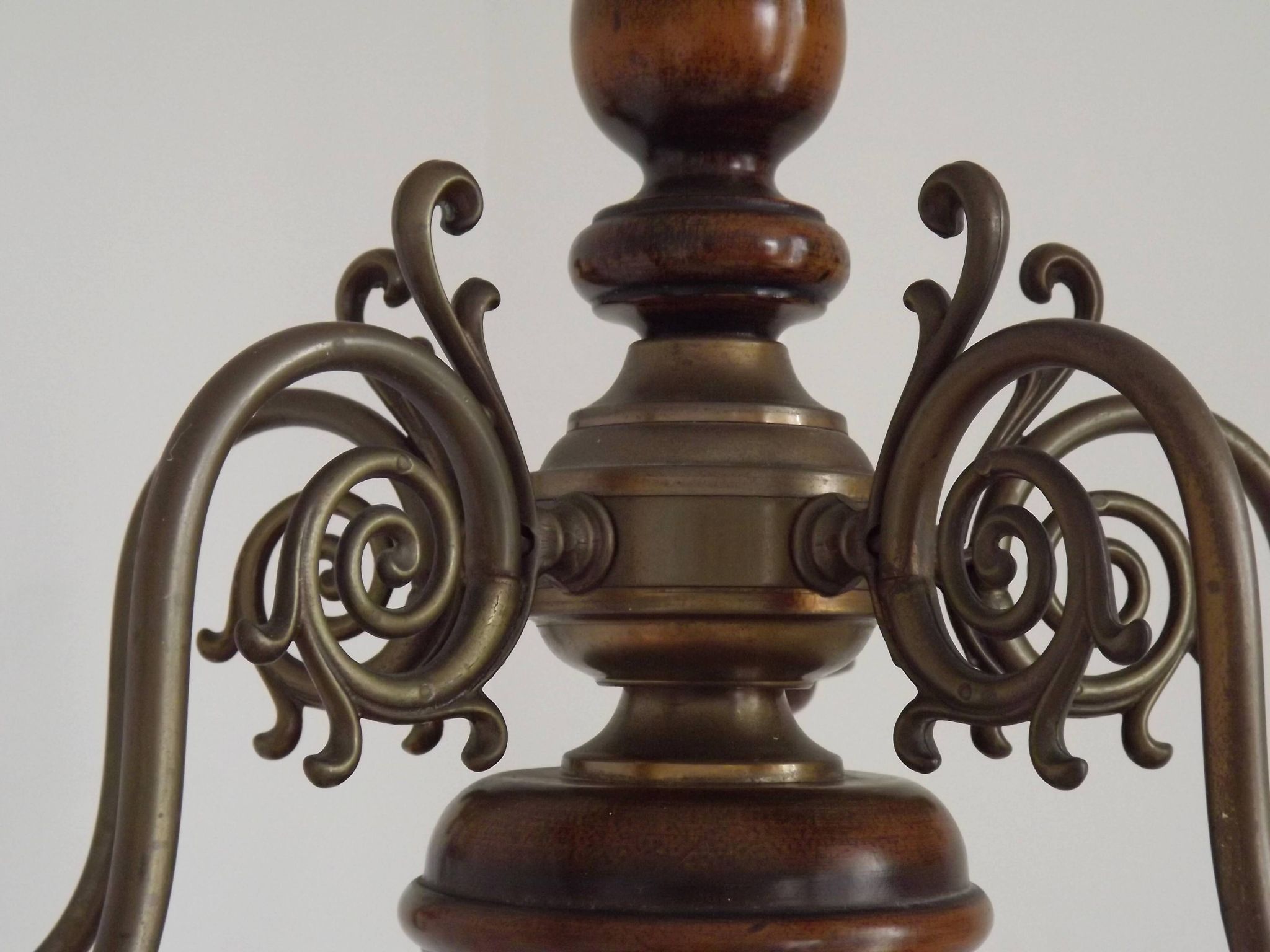 French Vintage 5 Light Mid Century Chandelier in Wood, Bronze and Metal 5525