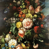 Procédé sur toile rehaussé à la main, bouquet de fleurs sur entablement