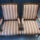 Paire de fauteuils en noyer style Louis XVI