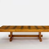 Grand table basse moderniste en chêne bois pétrifié ardoise 1960Grand table basse moderniste en chên