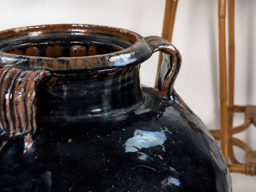 Vase ancien en céramique émaillée (c.1850)