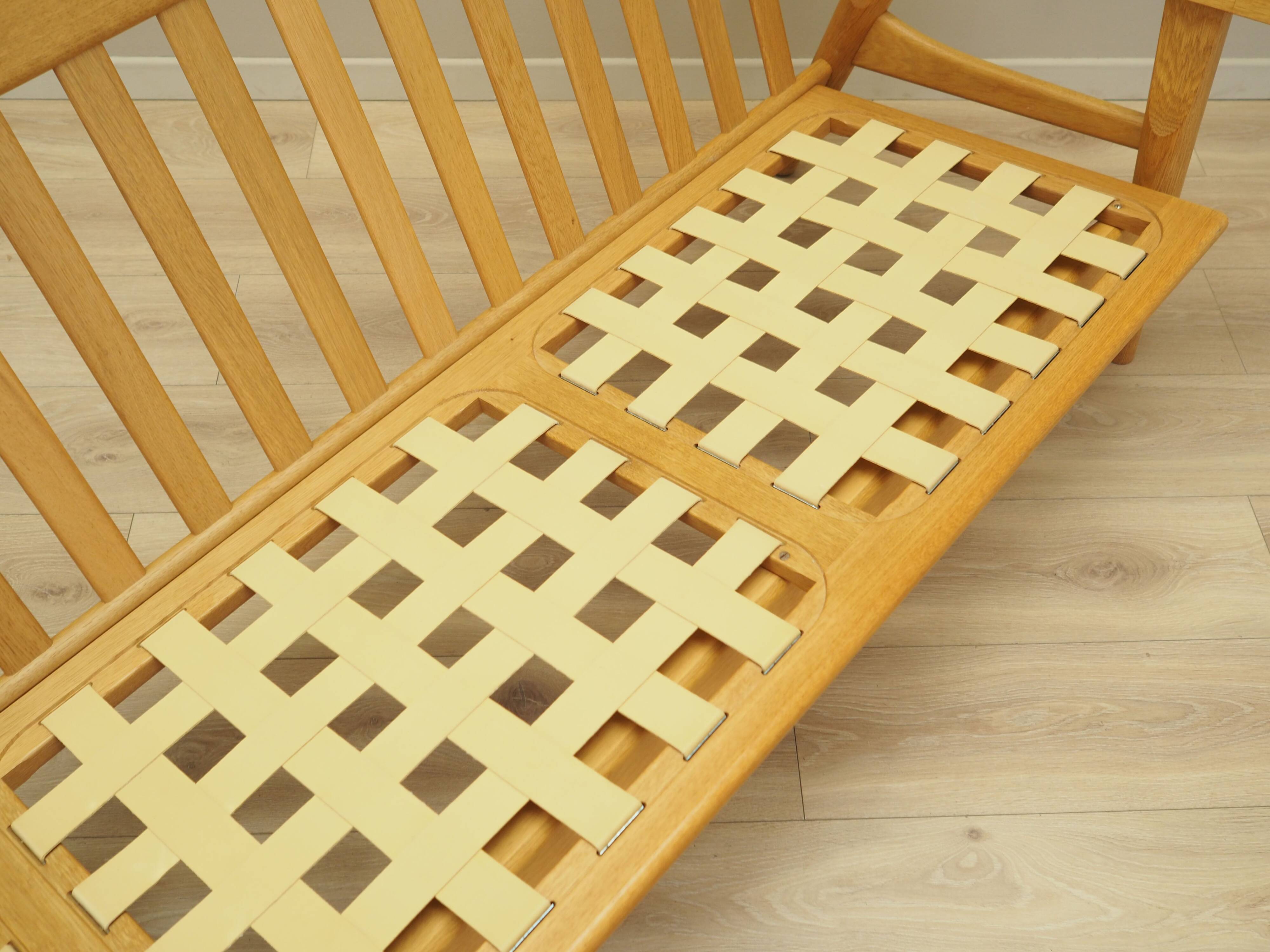 Canapé en chêne, design danois, années 1960, designer : Hans J. Wegner, fabricant : Getama