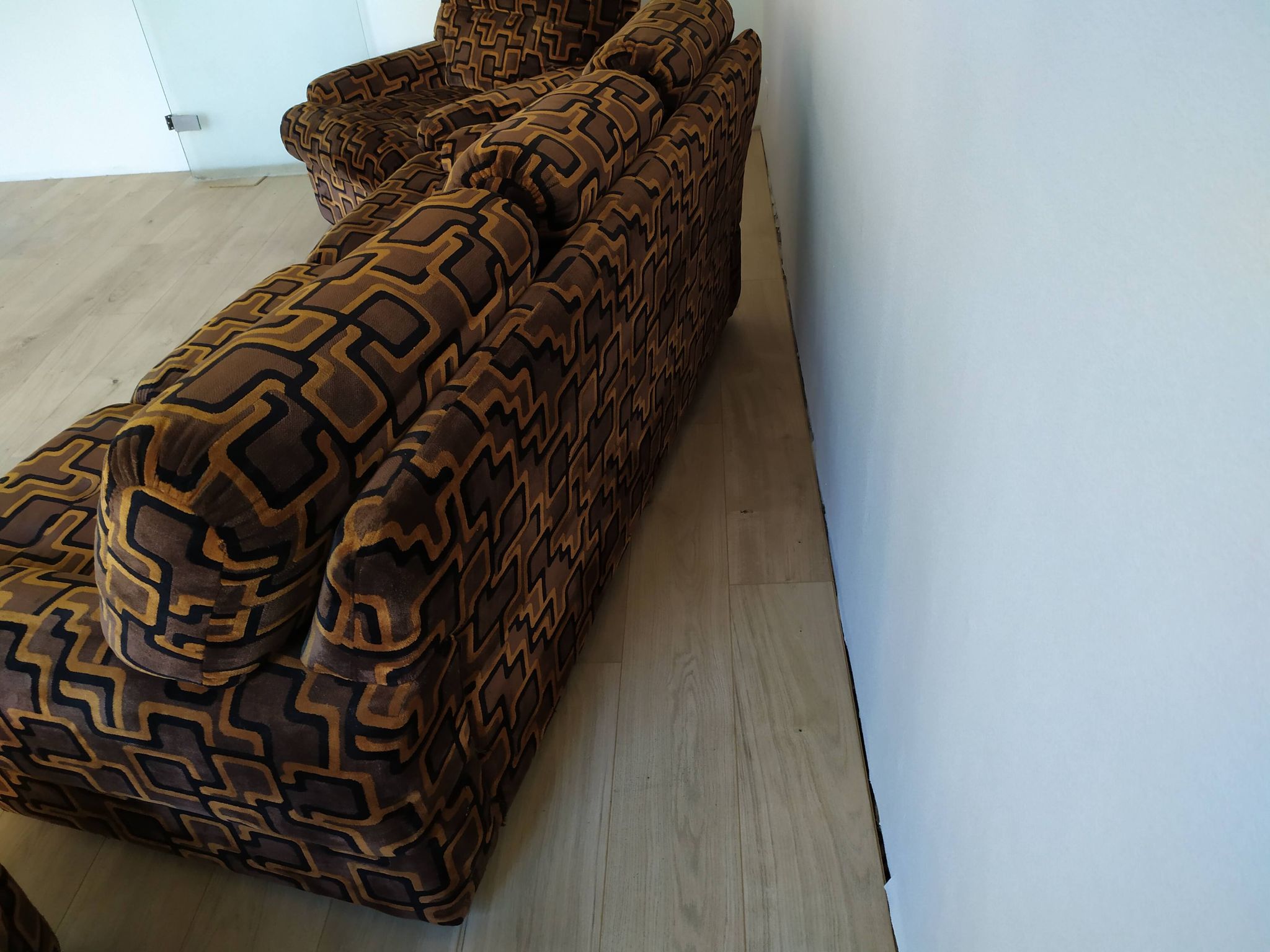 Set vintage sofa bed and 2 armchairs