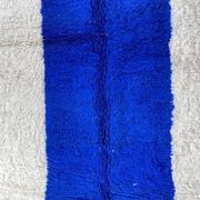 Beni Ourain Berber rug, handwoven in traditional style, size 200 x 300 cm.
