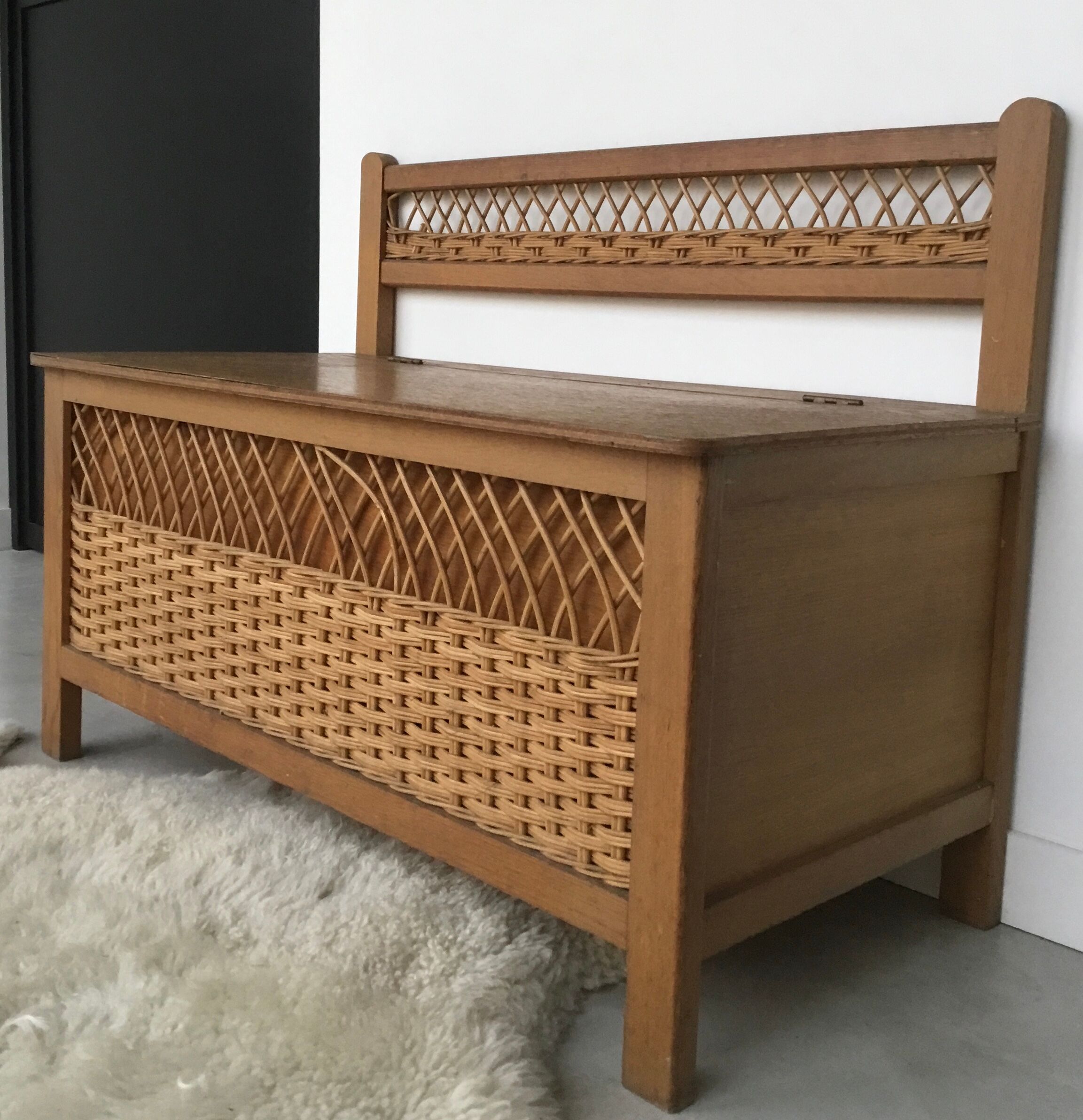 Chest bench wood and rattan - vintage 1960