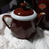 Villeroy and Boch teapot