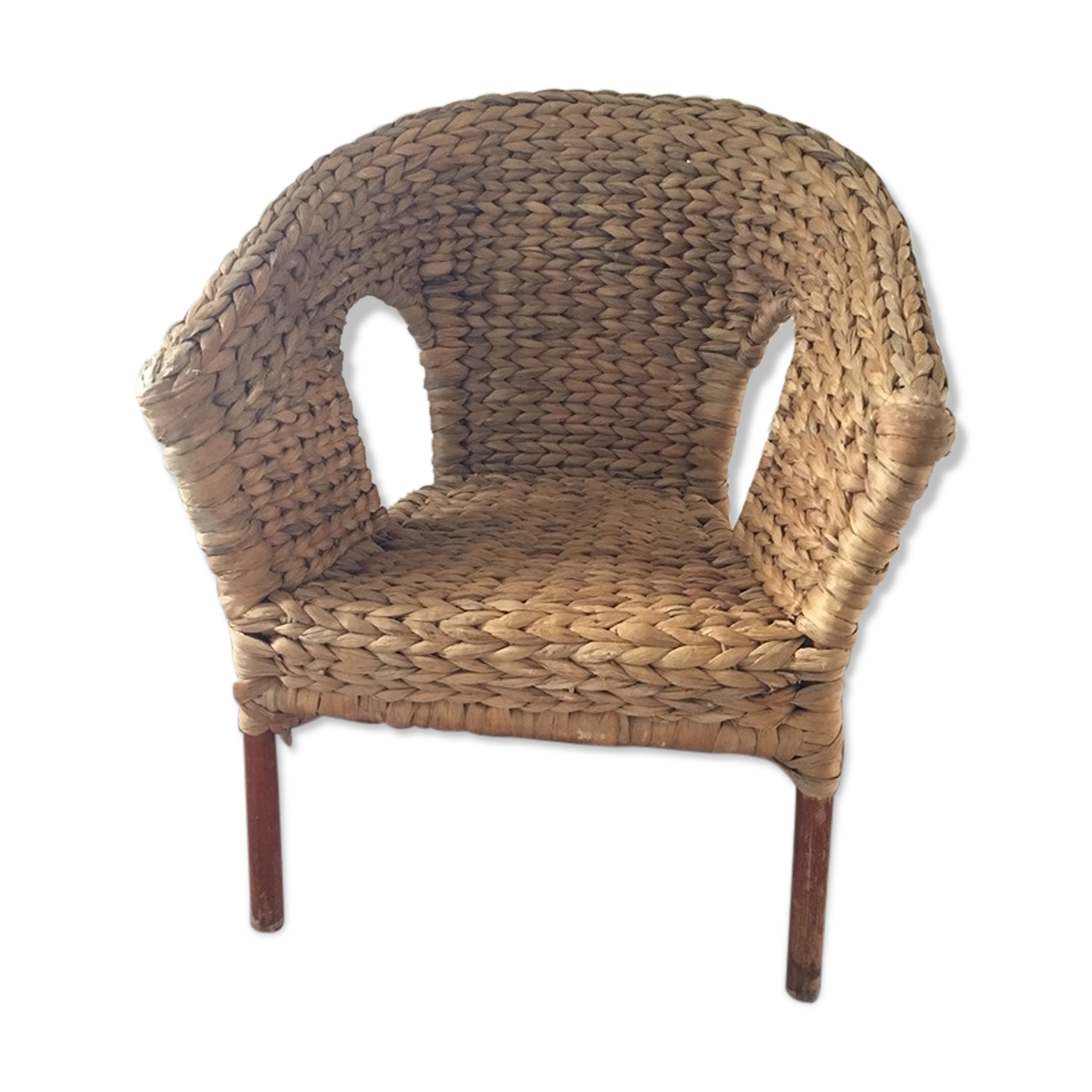 Children's armchair in braided sea rush