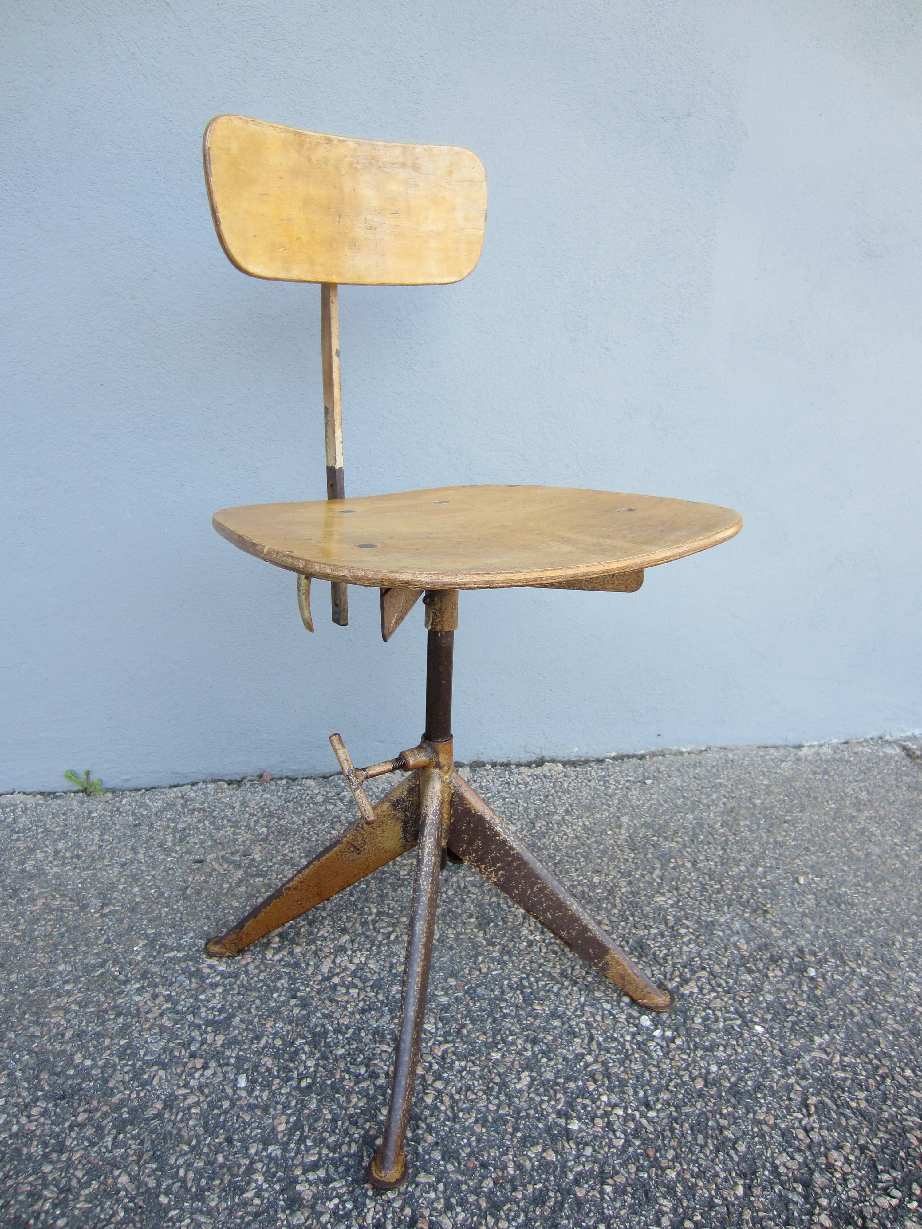 Odelberg & Olson Scandinavian industrial chair, 1940s