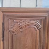 Antique oak bonnetière