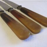Couteaux anciens couvert de table service estampille Au Diamant