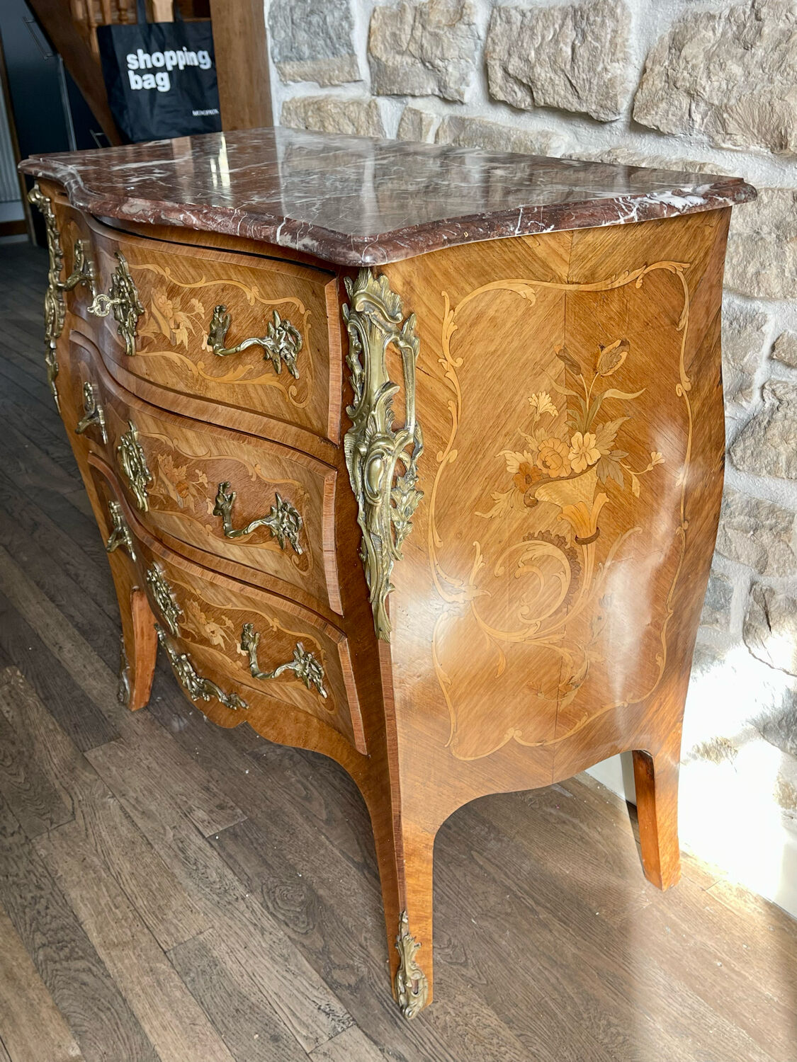 Chest of drawers in marquetry nineteenth