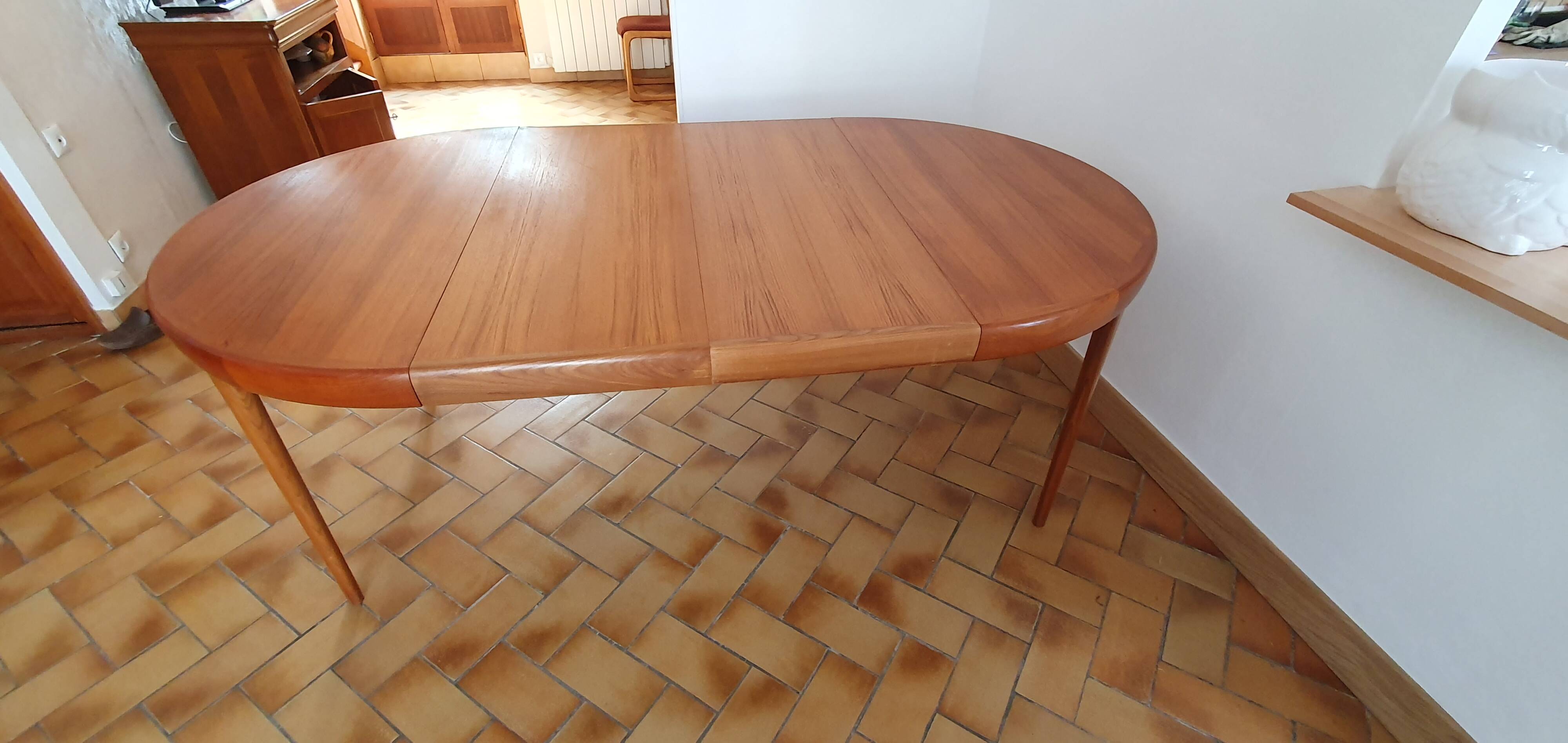 Vintage Scandinavian extendable table with double extension