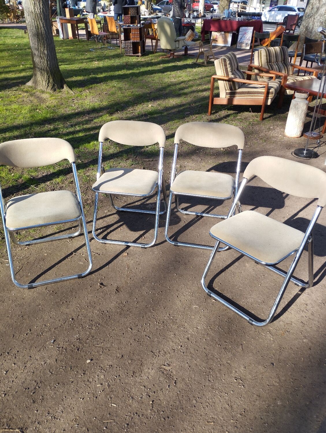 Italian folding chairs 70s