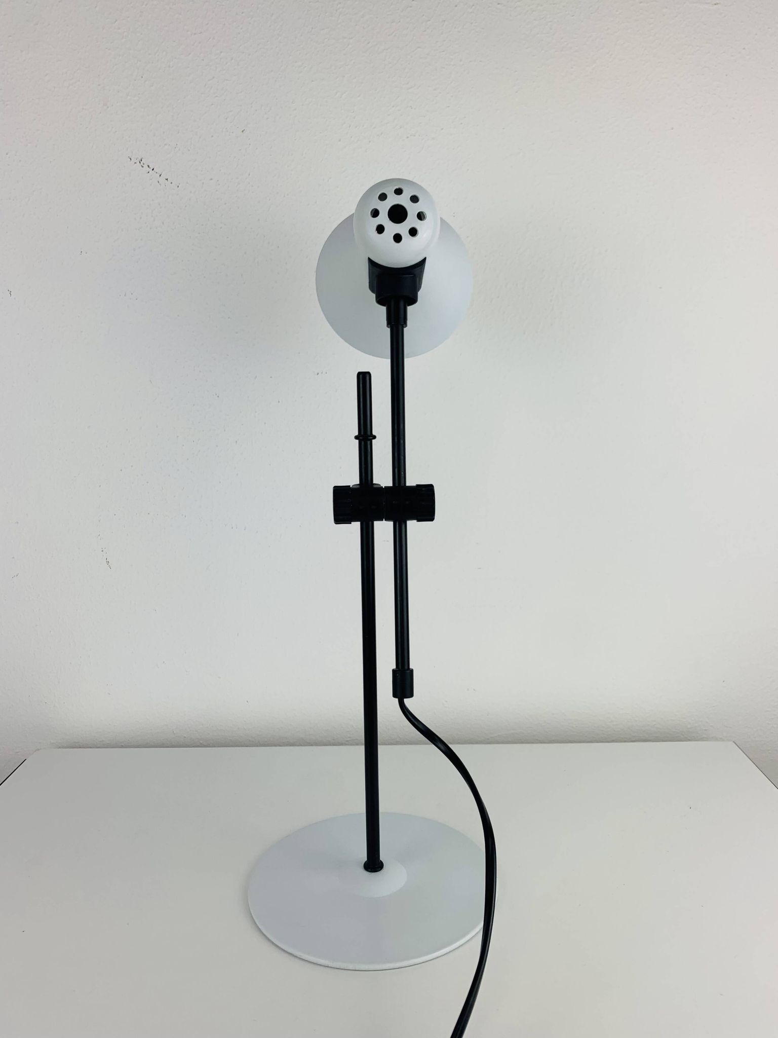 Veneta Lumi articulated vintage desk lamp