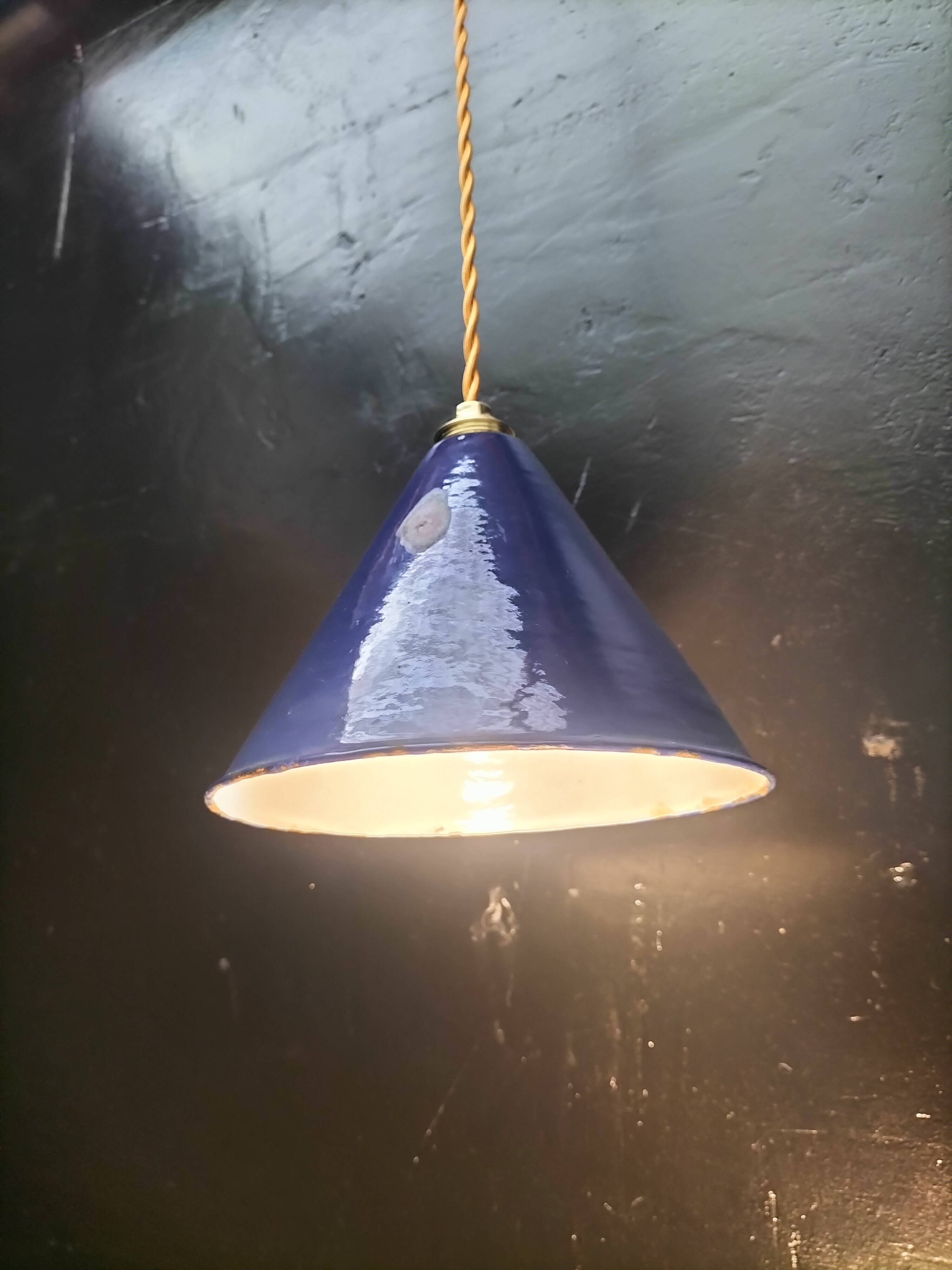 Enameled sheet metal cone pendant light